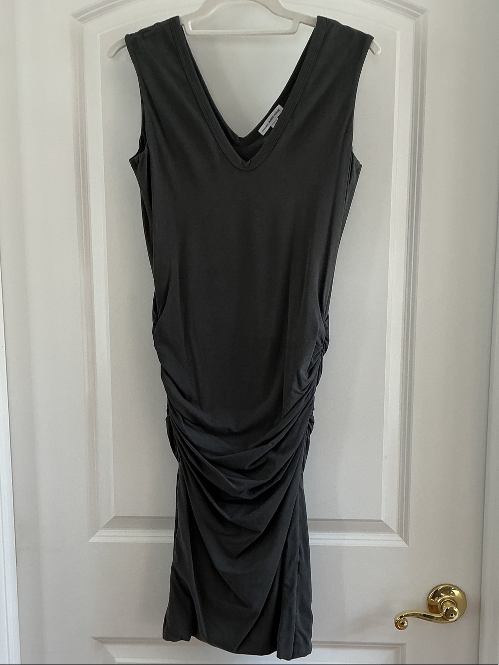 James Perse Dark Gray Sleeveless V-Neck Ruched Midi Dress
